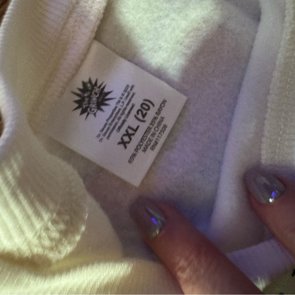 The Grinch Christmas Sweatshirt XXL 2X 20-22 NEW - Picture 8 of 11